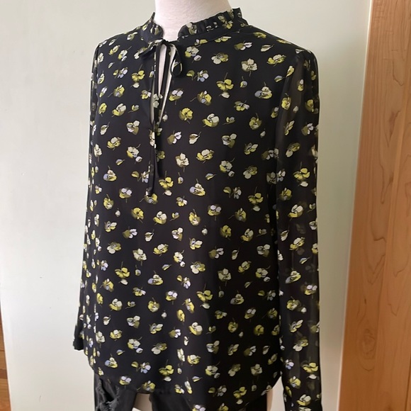 Banana Republic Long Sleeved Black Floral Chiffon Blouse, Size L - Picture 2 of 13
